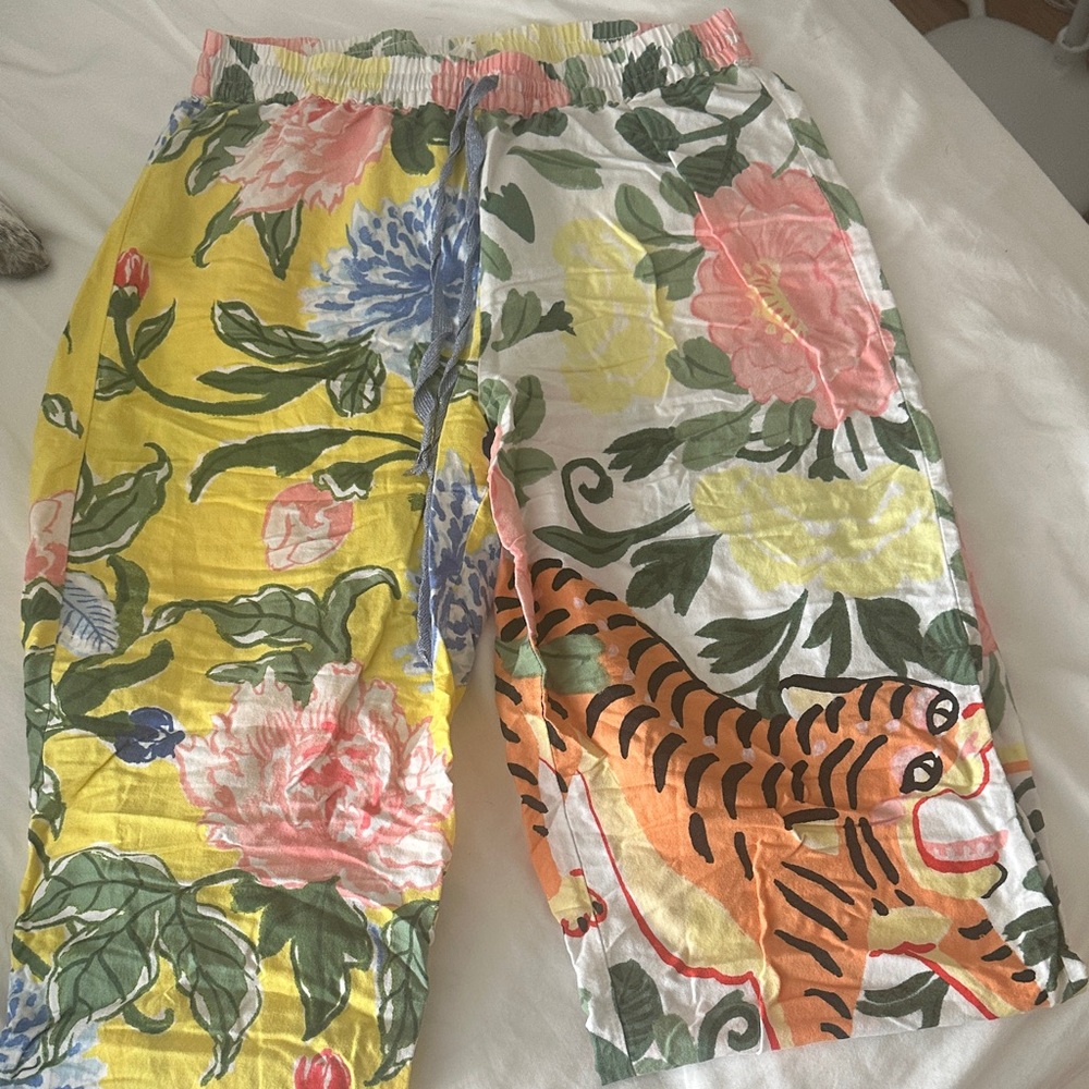 Anthropologie Flannel Lounge Pants, Garden/Tiger Print, Size Small, Gently Used